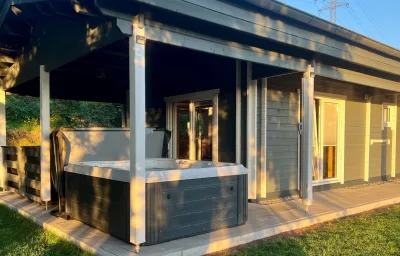 Wellnorama 2 - WellnessFerienhaus mit Pool, Sauna und eigenem Whirlpool mitten in Deutschland