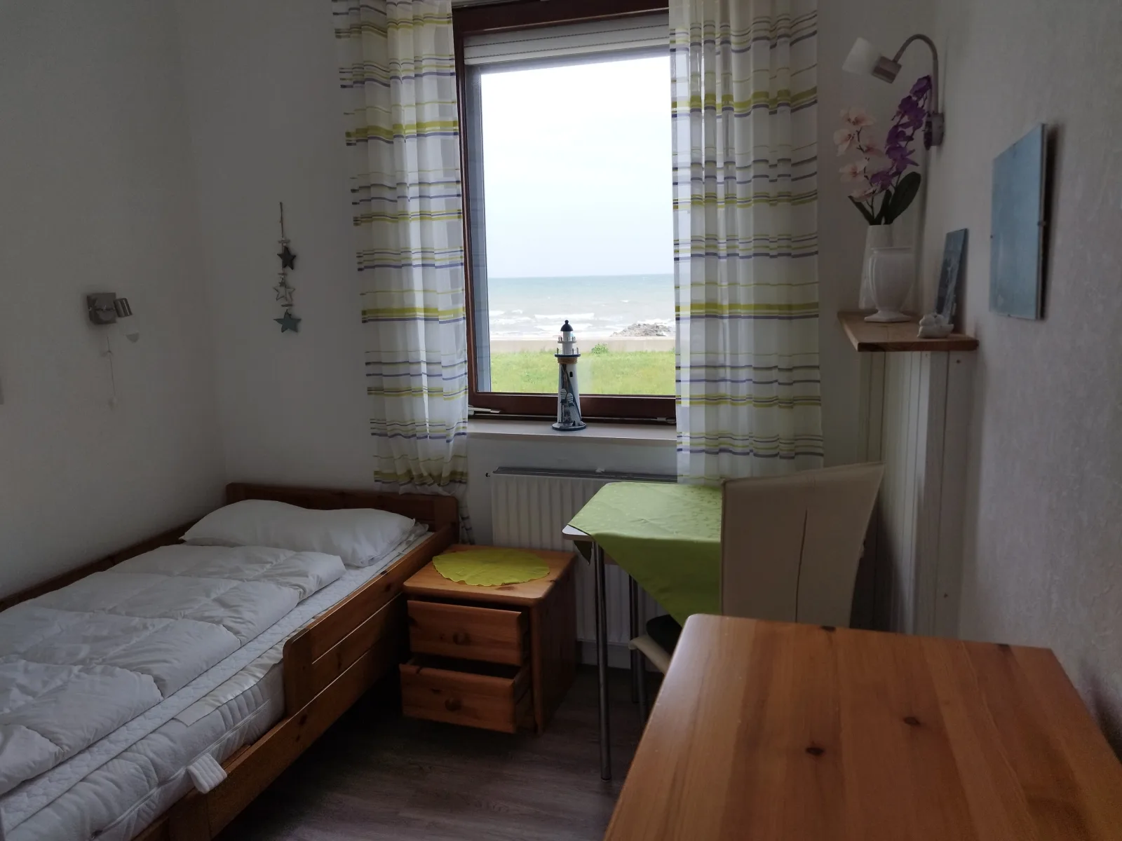 Wohnung mit Meerblick, Box-Bett, Süd- Balkon, eig. Parkplatz, Glasfaser