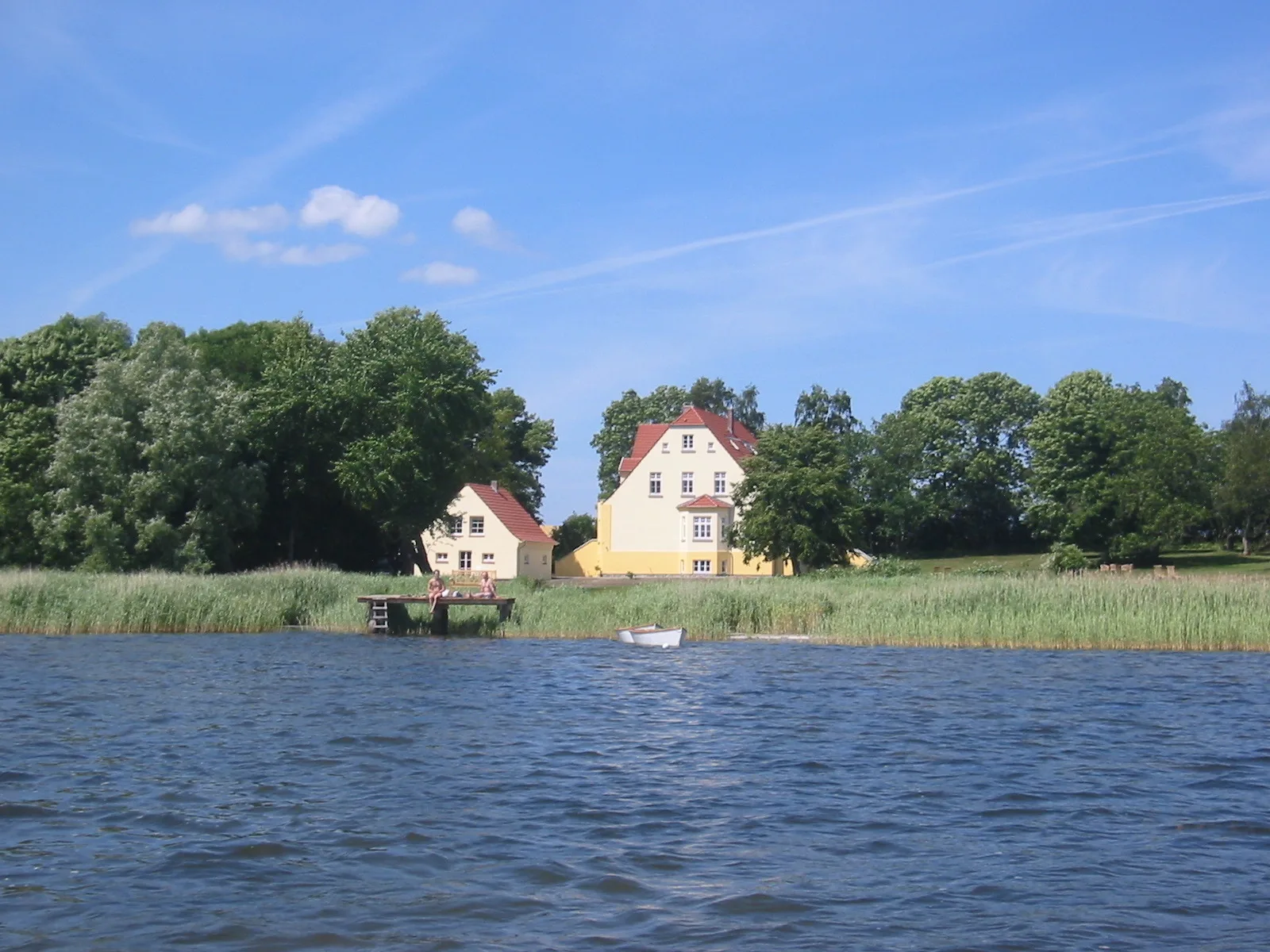Ferienwohnung 3 mit gr. Terrasse und Wasserblick