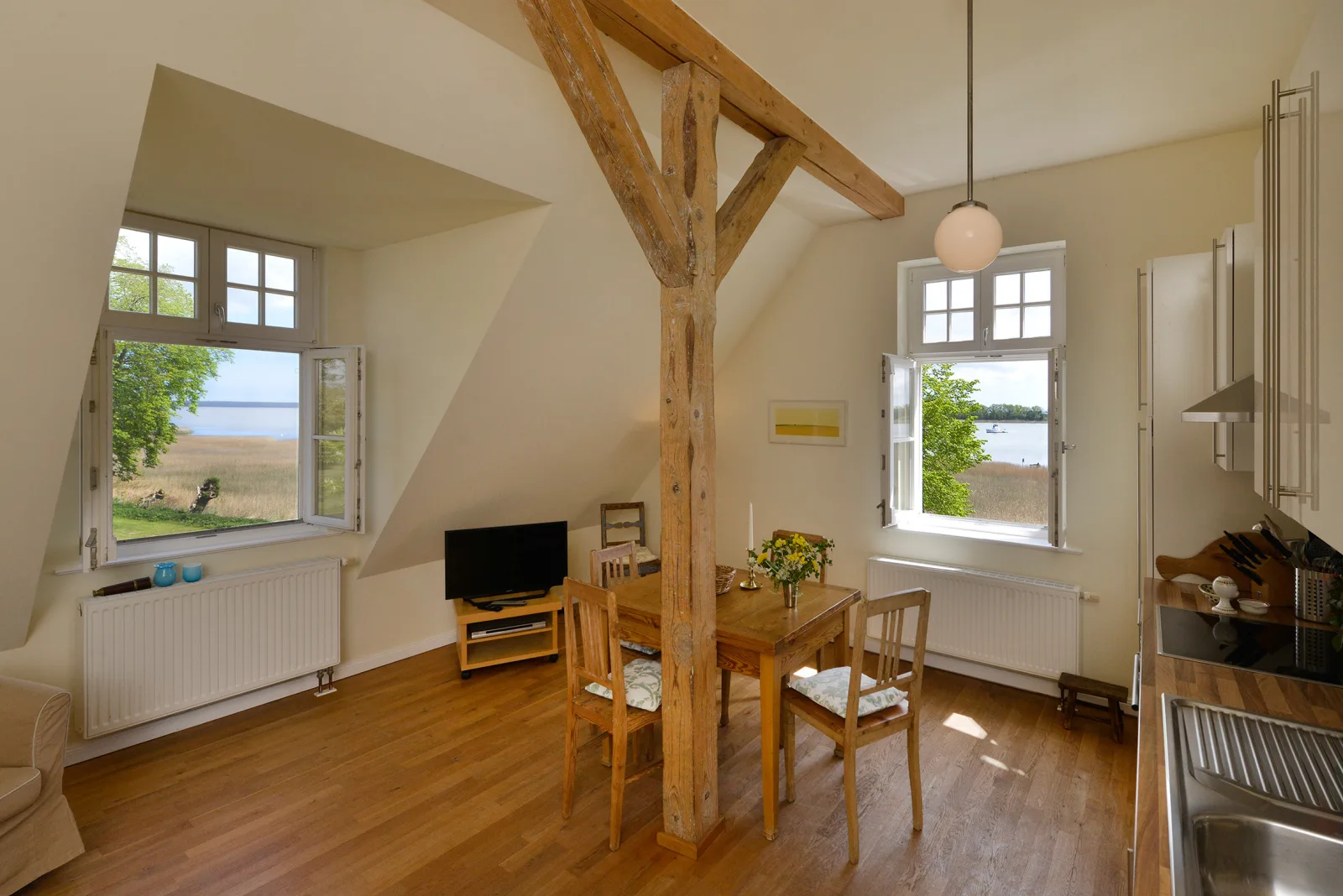 Ferienwohnung 5 mit Seeblick für 4 Personen