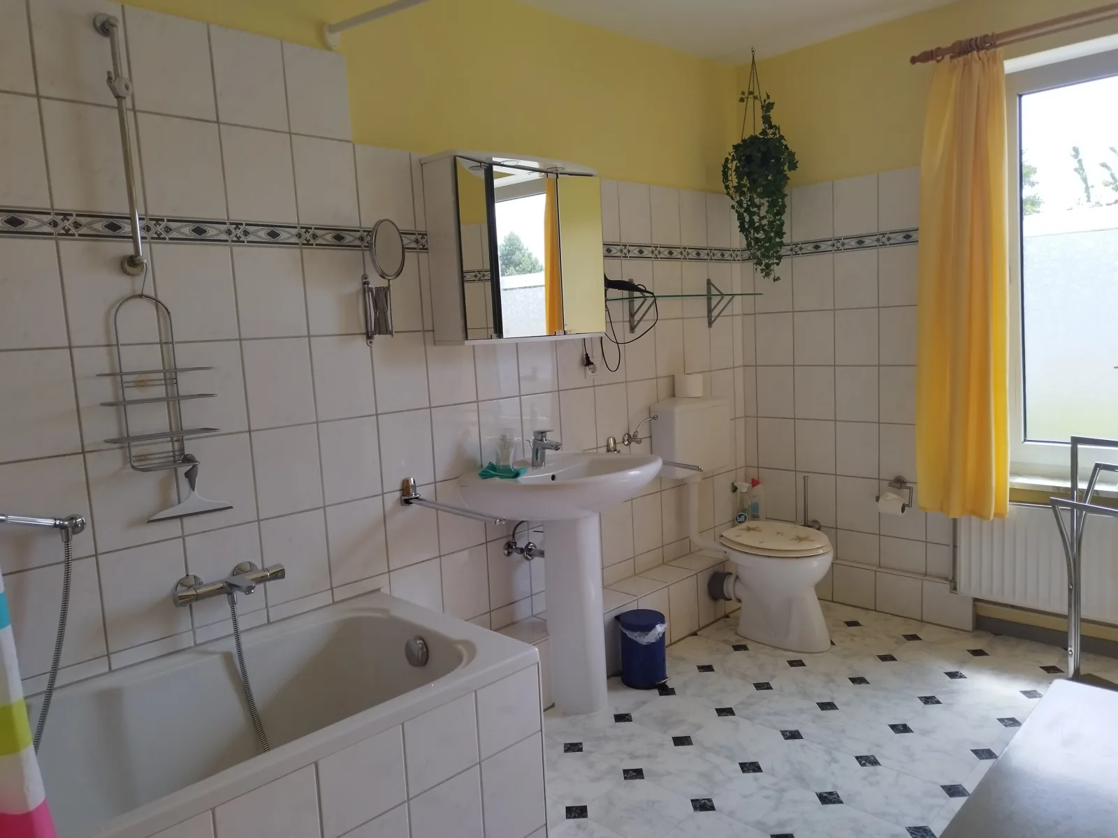 Fewo Nr.1 m. Süd- Balkon, Box-Bett