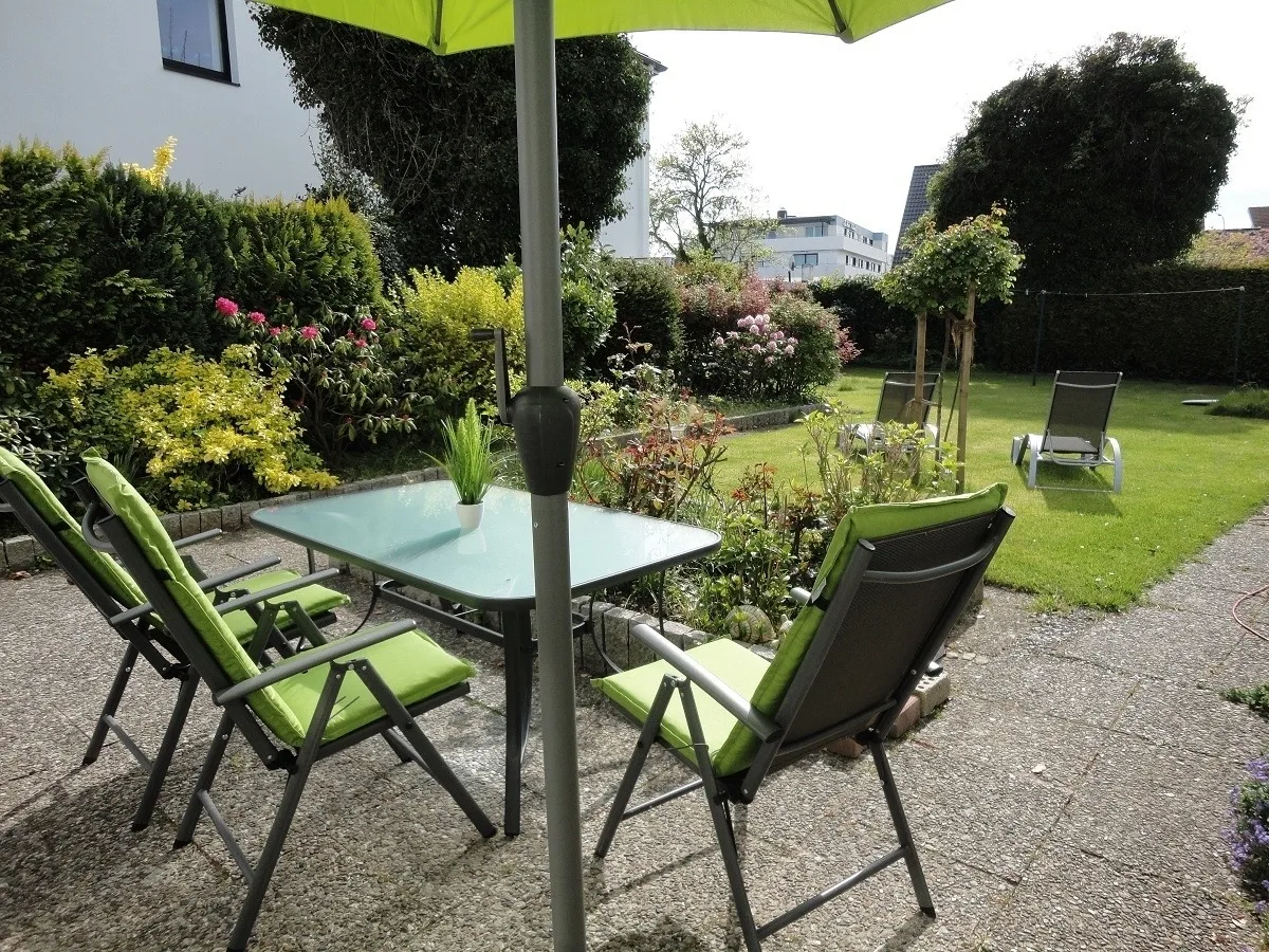 FeWo"Am Deich", Box -Bett, Terrasse, eign                                        . Garten. 70m zum Strand, Fahrradgarage