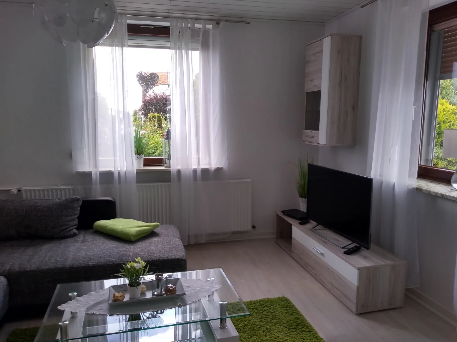 FeWo"Am Deich", Box -Bett, Terrasse, eign                                        . Garten. 70m zum Strand, Fahrradgarage