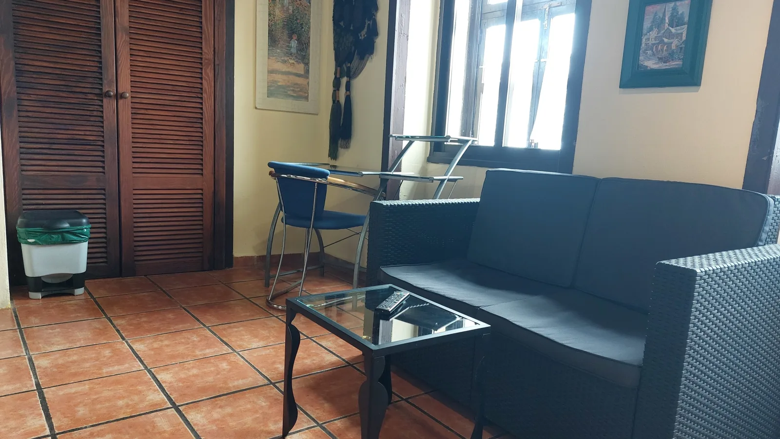 Kleines Studio mit Meerblick