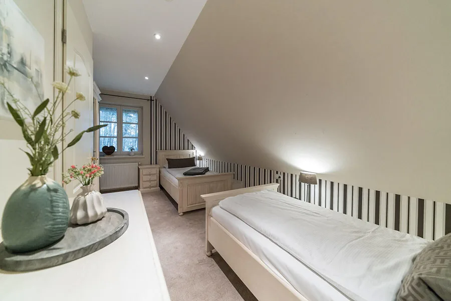 Ferienhaus reetgedeckt I direkt am Meer