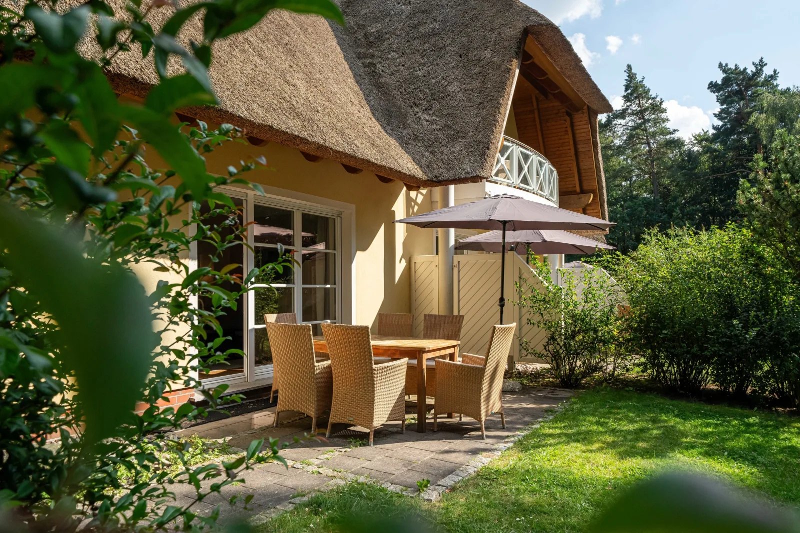 Ferienhaus reetgedeckt I direkt am Meer