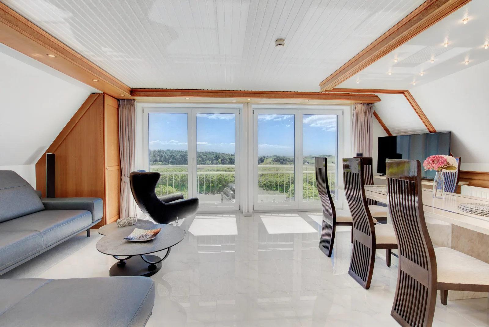 F2 im Haus am Meer
