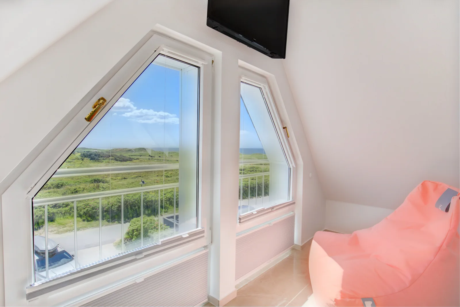F2 im Haus am Meer