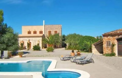 Ferienhaus mit Pool auf Finca - F6338
