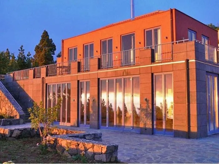Luxus-Villa in ruhiger Lage - F4781