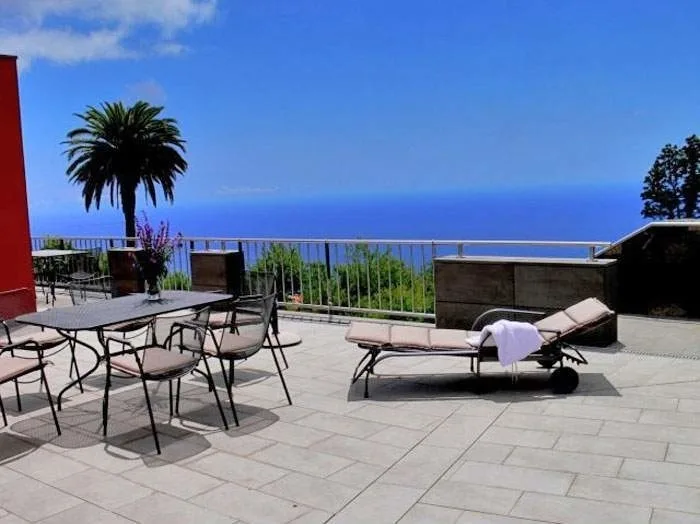 Luxus-Villa in ruhiger Lage - F4781