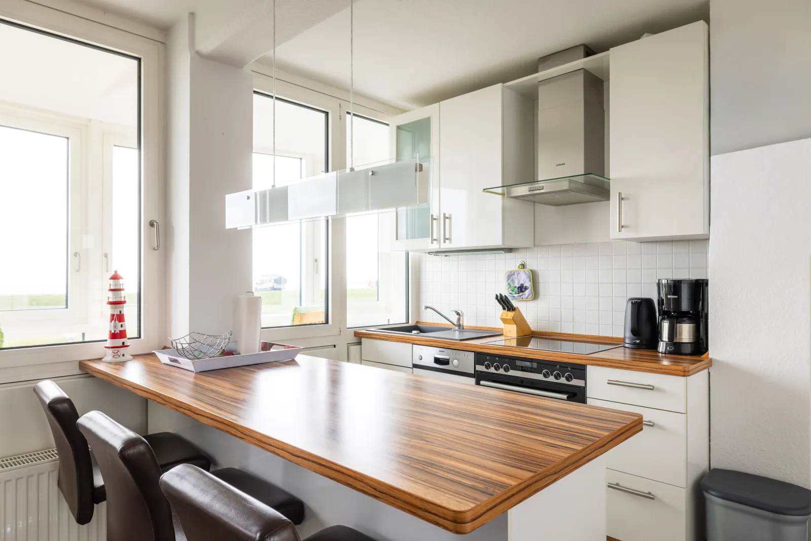 Komfortable Ferienwohnung für 2 am Südstrand mit Wintergarten & Meerblick | Wohnung 12
