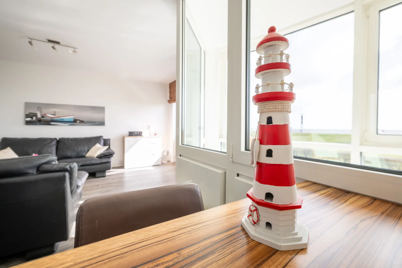 Komfortable Ferienwohnung für 2 am Südstrand mit Wintergarten & Meerblick | Wohnung 12