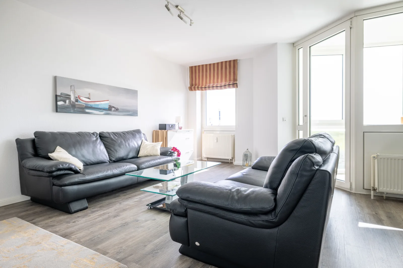 Komfortable Ferienwohnung für 2 am Südstrand mit Wintergarten & Meerblick | Wohnung 12