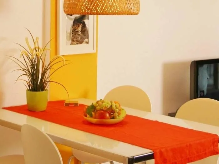 Ferienhaus mit Pool & Terrassen - F8059