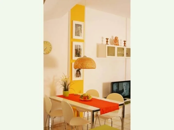 Ferienhaus mit Pool & Terrassen - F8059