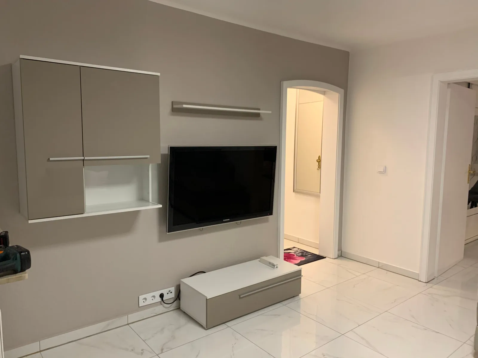 Moderne 2 Zimmer Wohnung mit Vollausstattung