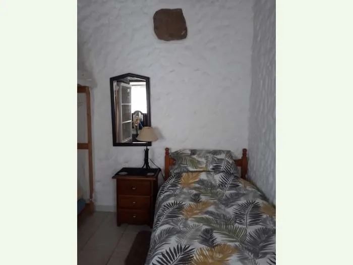 Ferienhaus mit Jacuzzi und Terrasse