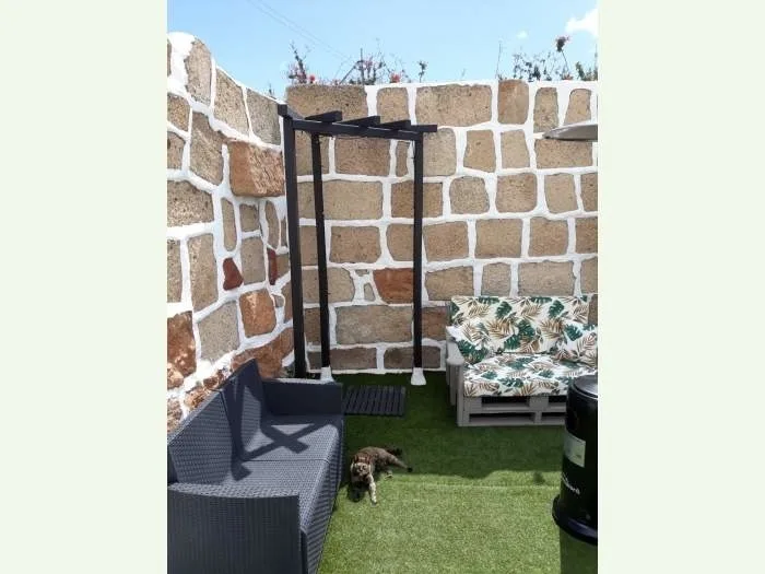 Ferienhaus mit Jacuzzi und Terrasse