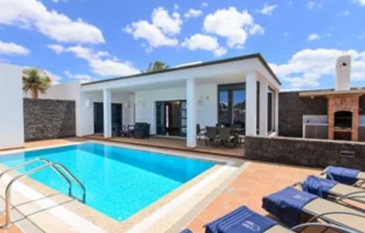 Haus in Playa Blanca mit Pool - F8062