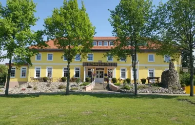Gutshof-Penthouse-Wohnung- Seeblick