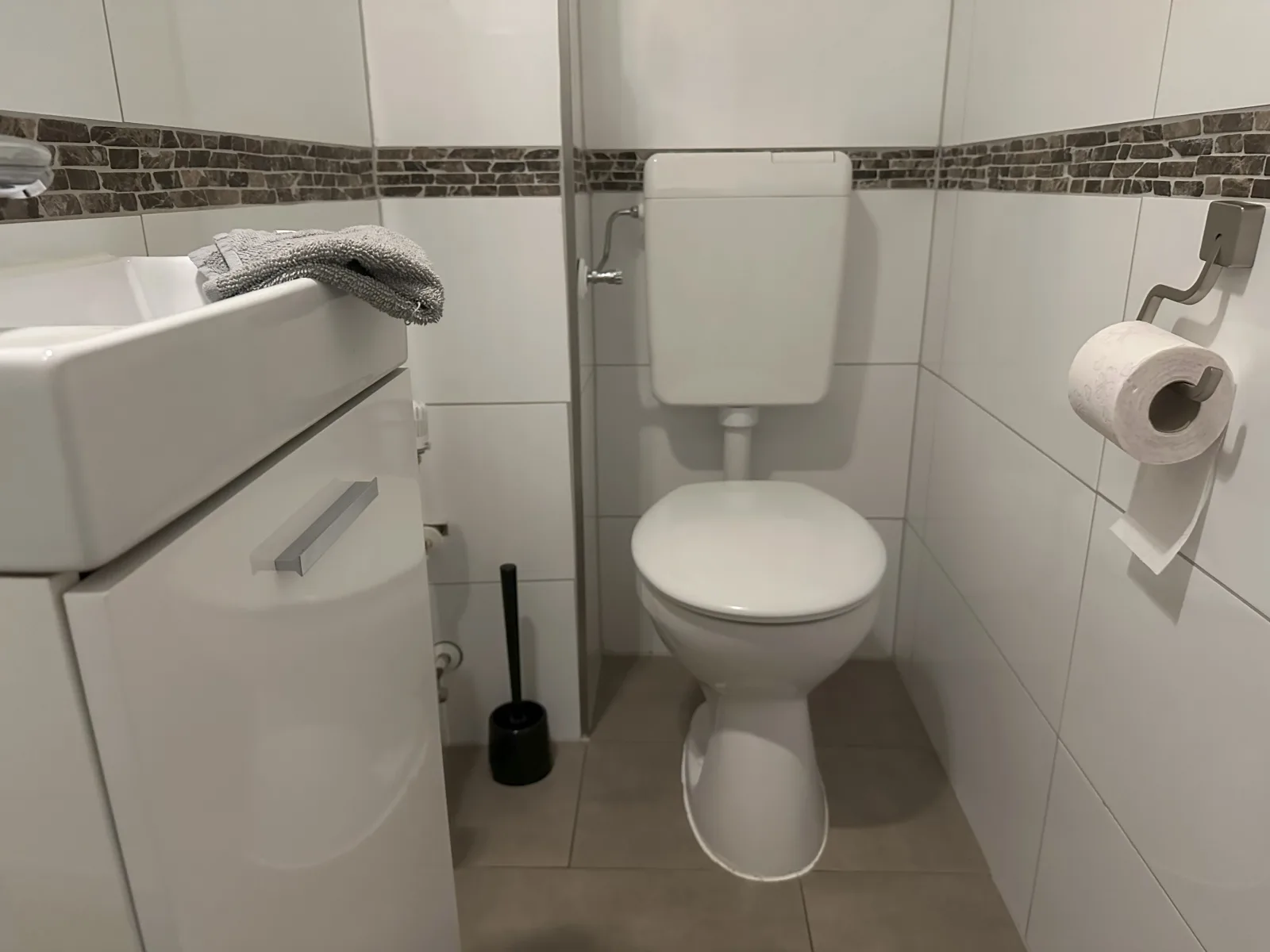 Charmant und modisch, große FeWo mit 6 Betten, WLAN free, 6-145