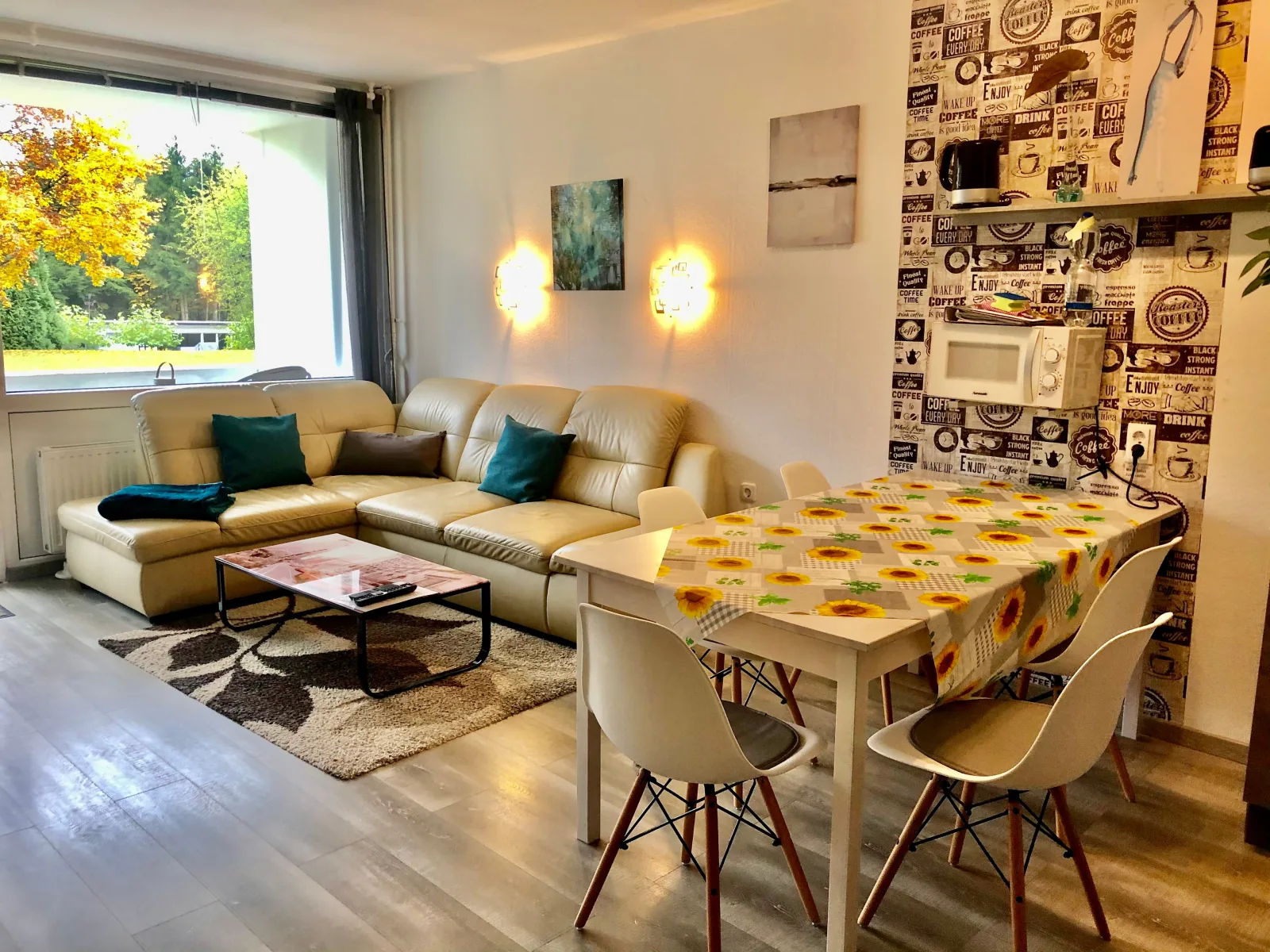 Elegant und fancy große FeWo mit 6 Betten, WLAN free,  6-144