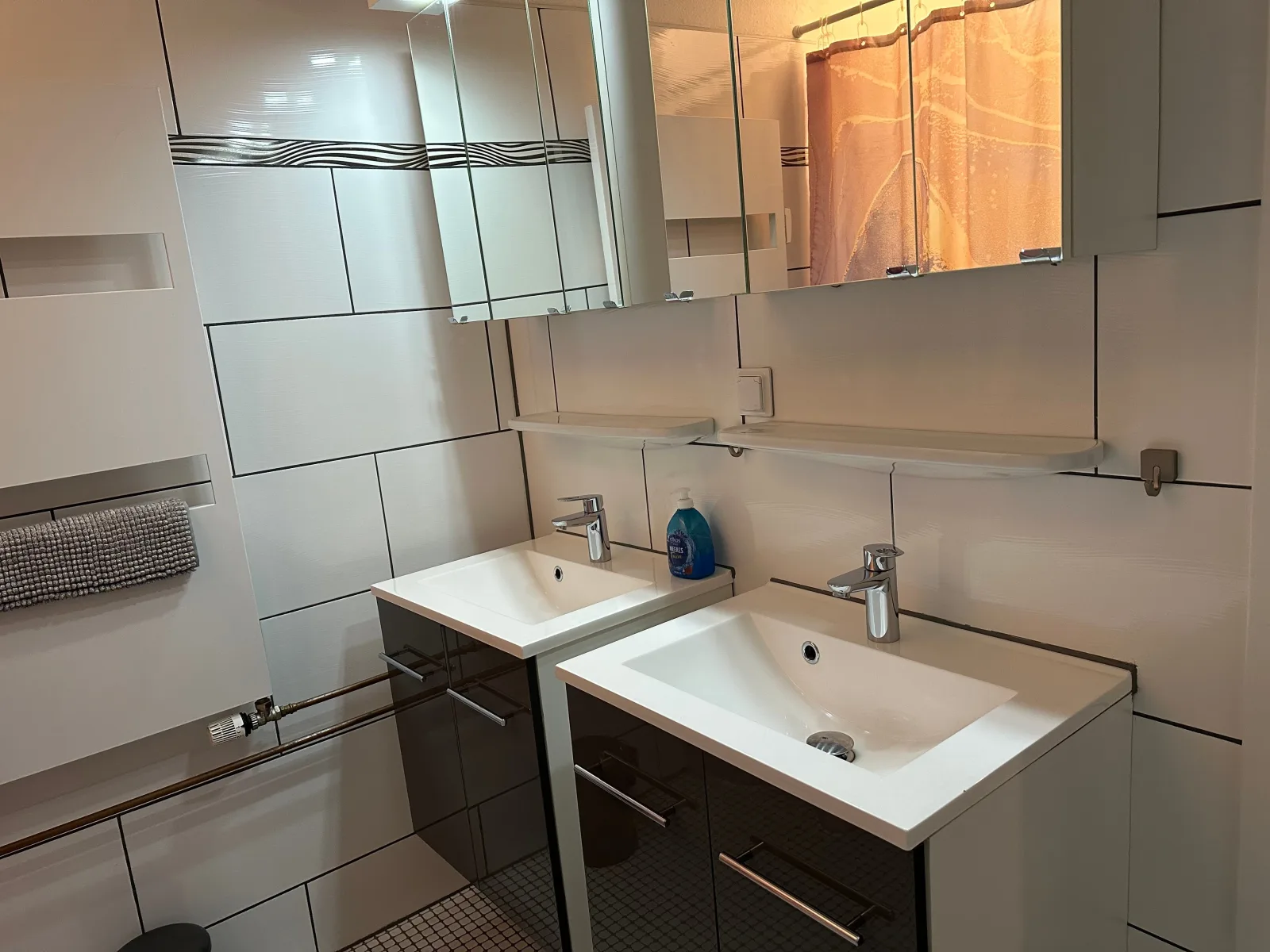 Elegant und fancy große FeWo mit 6 Betten, WLAN free,  6-144