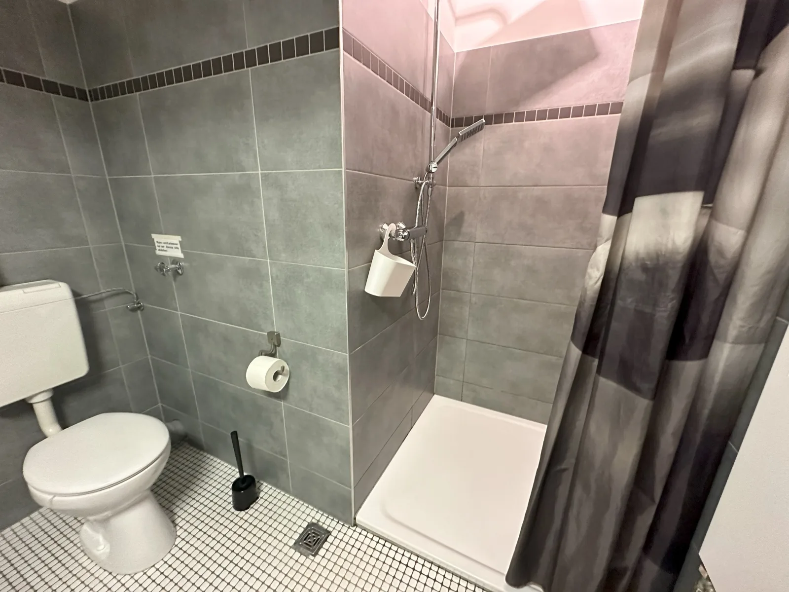 Elegant und fancy große FeWo mit 6 Betten, WLAN free,  6-144