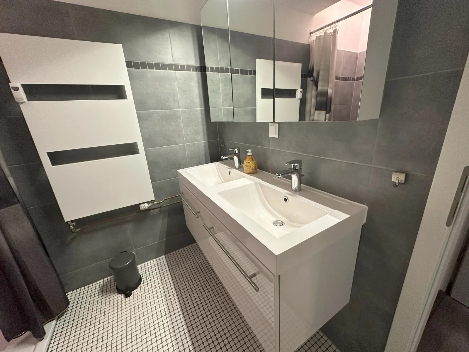 Elegant und fancy große FeWo mit 6 Betten, WLAN free,  6-144