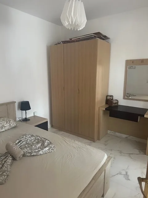 Apartment Mike