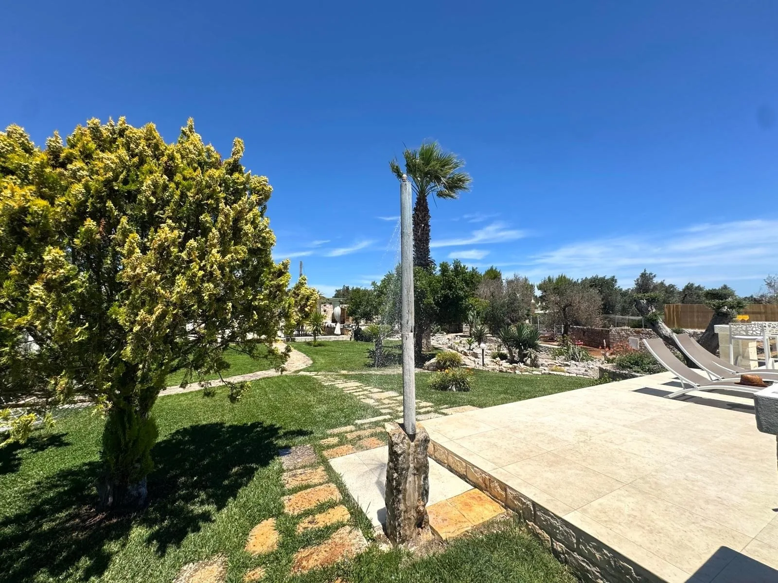 Trullo Suenn mit pool
