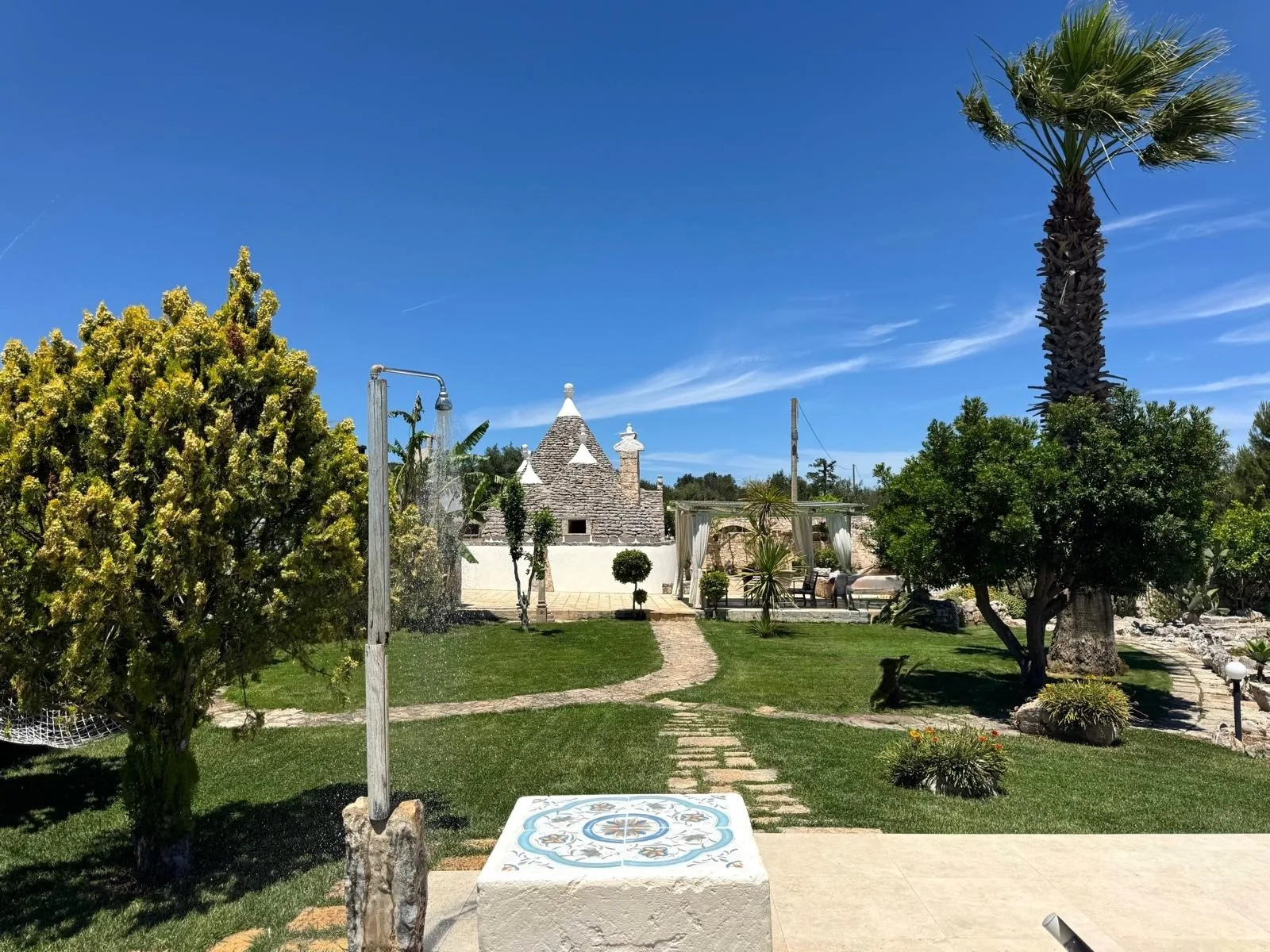 Trullo Suenn mit pool