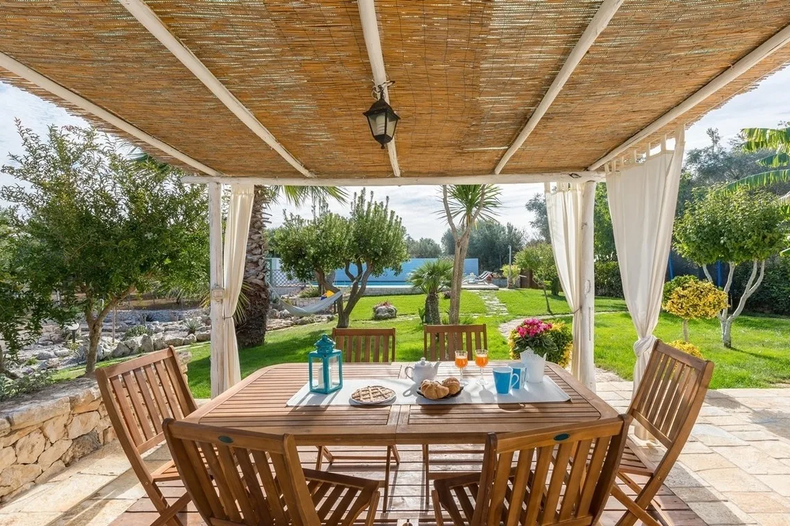 Trullo Suenn mit pool