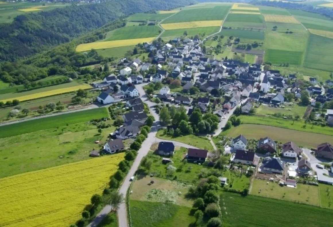 Zum Rheinblick