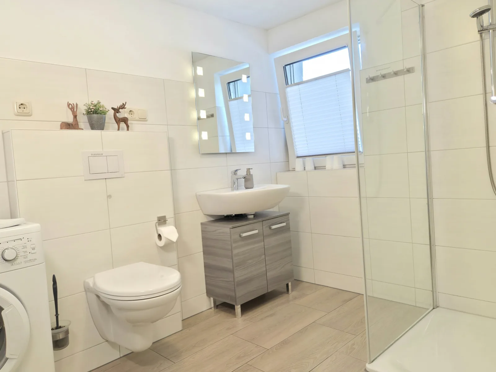 FeWo Rothirsch - Heuser Prerow