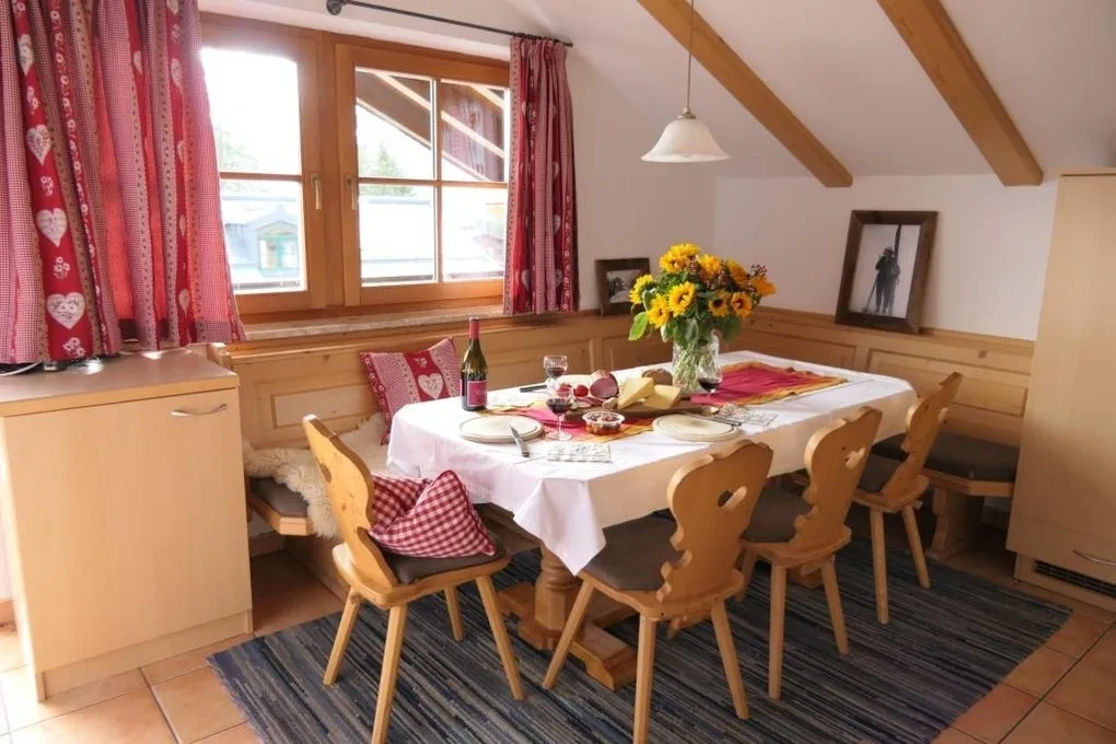 Ski in out! Gemütliche Dachgeschosswohnung