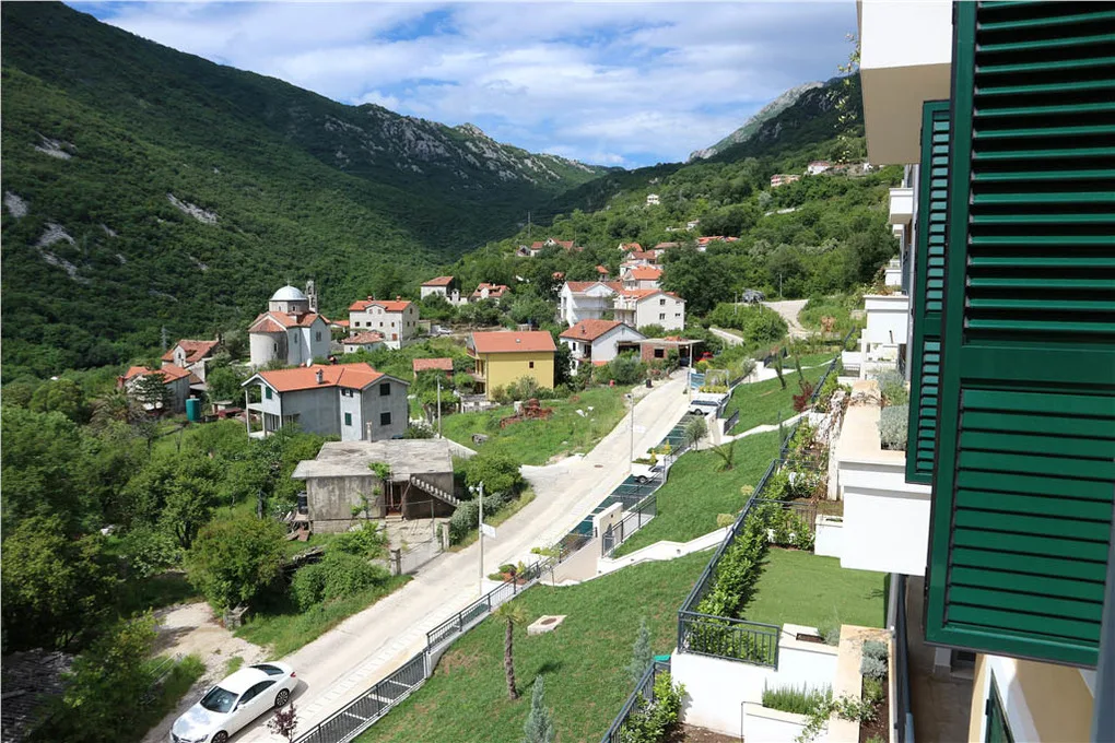 Lavender Bay Apartment D3 by Crivellaro