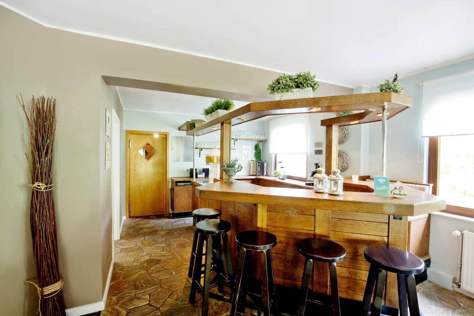 Tolles Ferienhaus für 16 Personen im Westerwald mit Sauna, Whirlpool, Kino und Bar