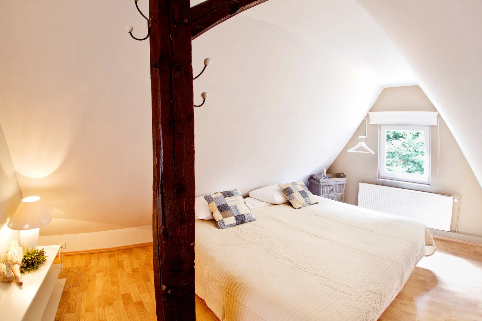 Tolles Ferienhaus für 16 Personen im Westerwald mit Sauna, Whirlpool, Kino und Bar