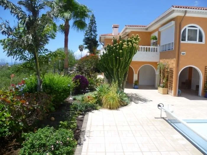 Apartment in Chayofa mit Pool & Garten
