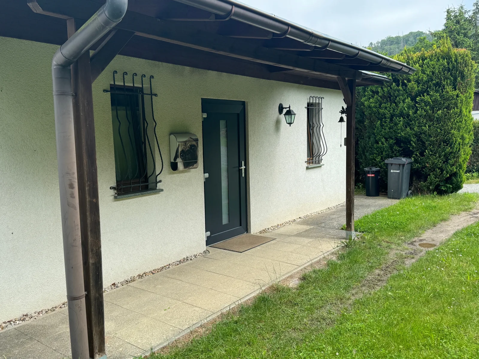 Die kleine Lodge, freistehend, direkte Waldlage, Terrasse, Garten, Grill, WLAN