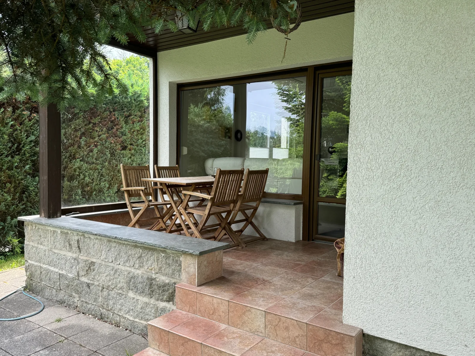 Die kleine Lodge, freistehend, direkte Waldlage, Terrasse, Garten, Grill, WLAN