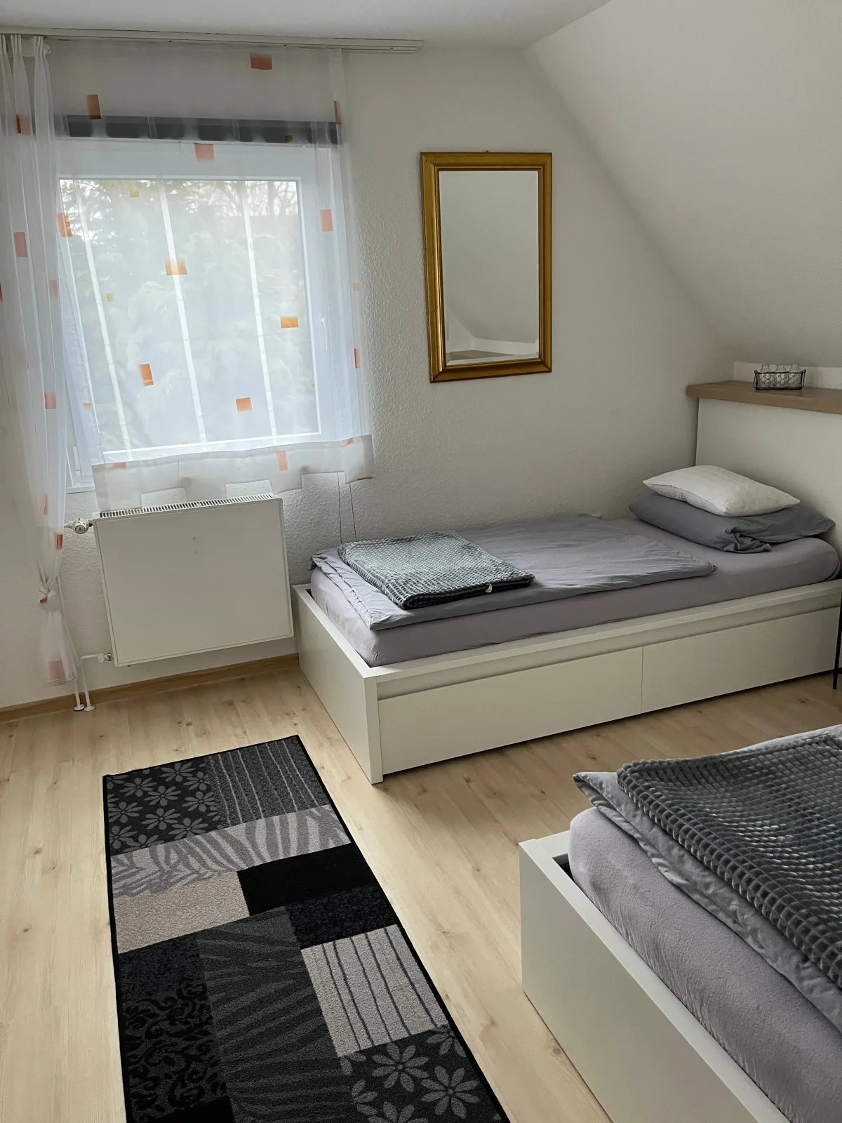 Wohnung im 2 Familienhaus