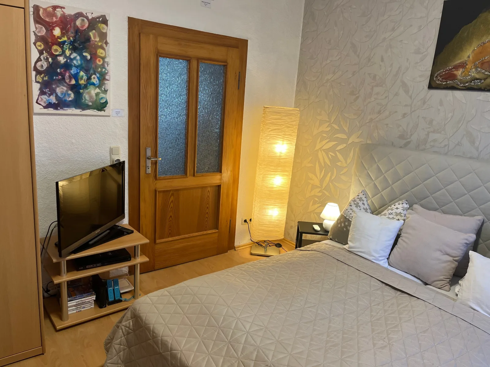 Ferienwohnung  und  Kunstgalerie
