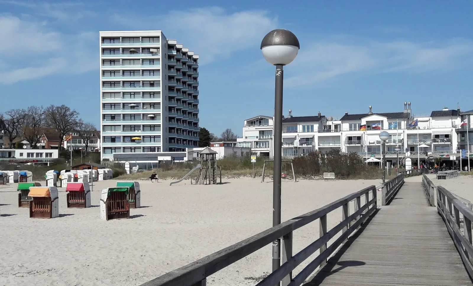 Fewo Muschelgetuschel im Prinz Hamlet - Pool und direkte Strandlage