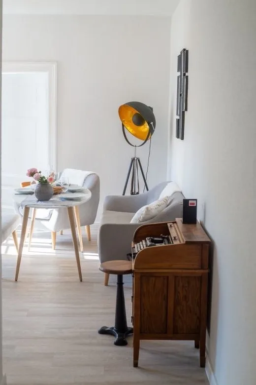 Apartment No.4