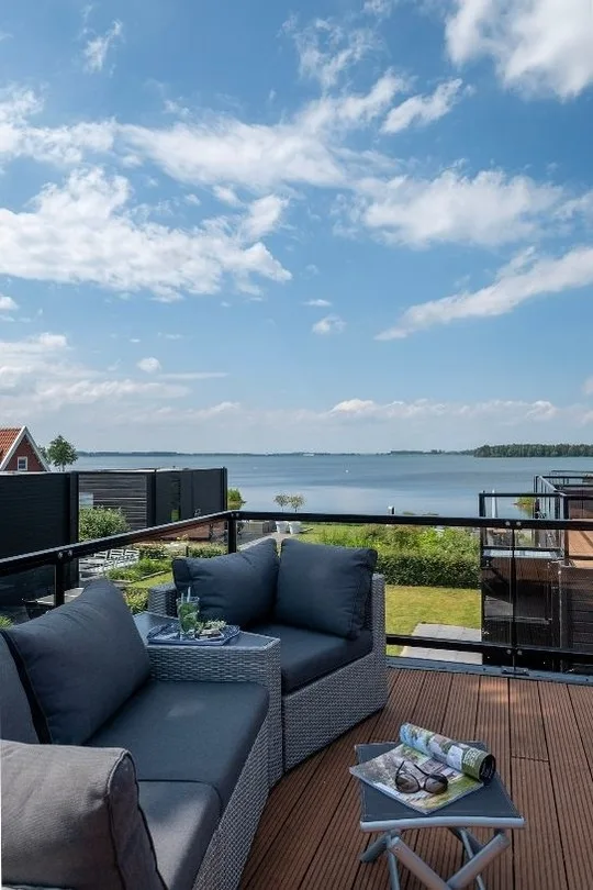 Lifestyle Cube mit Dachterrasse. Meerblick und Strand