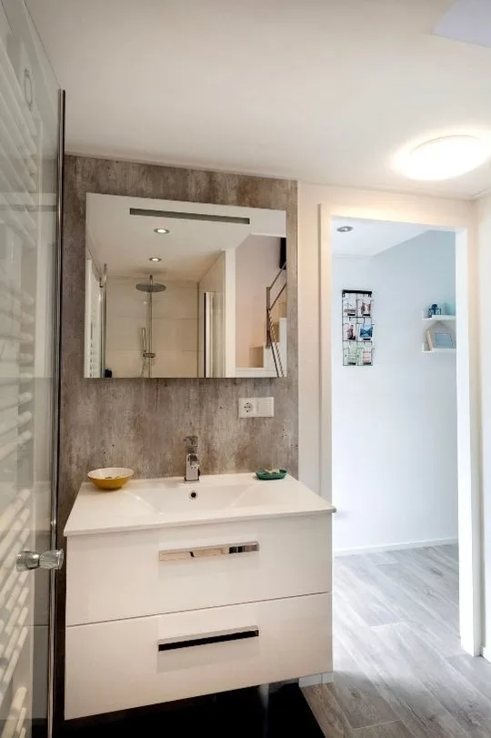 Lifestyle Cube mit Dachterrasse. Meerblick und Strand