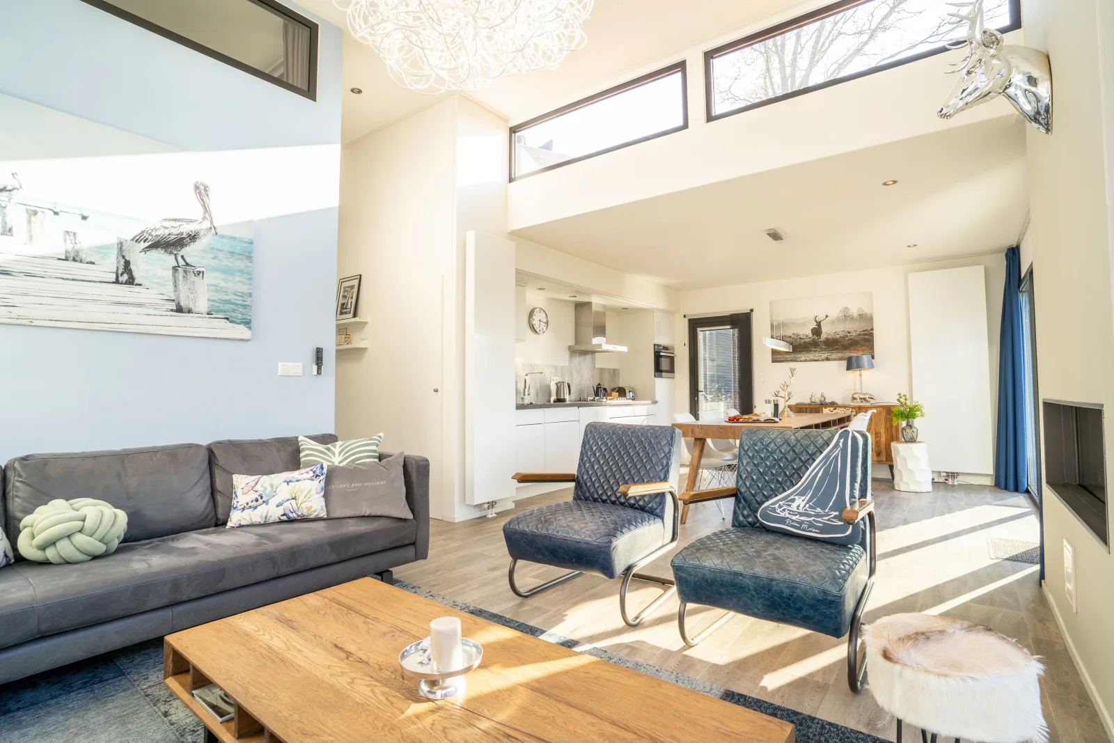 Lifestyle Cube mit Dachterrasse. Meerblick und Strand